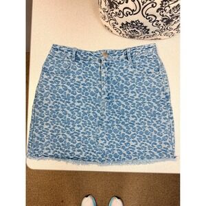 LE LIS COLLECTION Women Denim Mini Skirt Blue Leopard Print Frayed Hem Size M
